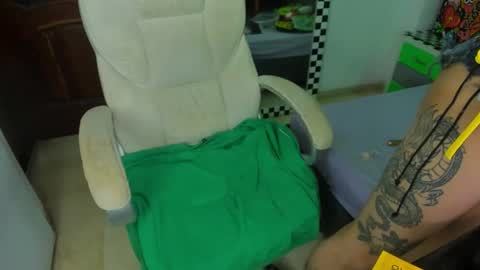 Snapshot of yourvirtualgirlfriennd chatting on 1, 2, 2026 GI online show from 1, 2, 2026