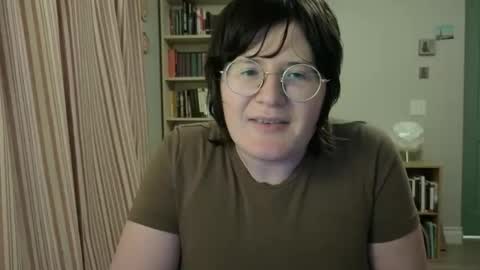 Rose Noire online show from 4, 2, 2026