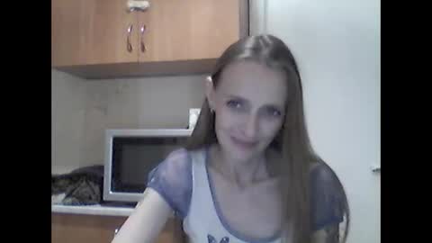 Snapshot of youur_light chatting on 15, 5, 2026 Youur light online show from 15, 5, 2026