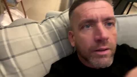 Snapshot of youwantus69 chatting on 4, 1, 2025 You want us 69 online show from 4, 1, 2025