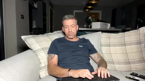 Snapshot of youwantus69 chatting on 27, 1, 2025 You want us 69 online show from 27, 1, 2025