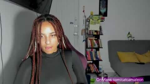 elizabeth  ju   online show from 18, 5, 2026