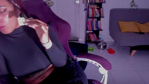 elizabeth  ju   online show from 18, 5, 2026