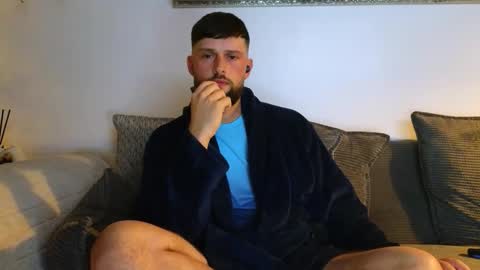 youzername2 online show from 23, 11, 2025