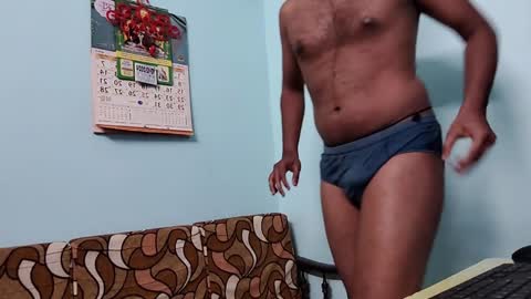 Snapshot of yoyostar chatting on 4, 1, 2025 Naughty Santa online show from 4, 1, 2025