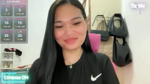 Snapshot of yrdrmgrl_jennie26 chatting on 17, 3, 2026 yrdrmgrl_jennie26 online show from 17, 3, 2026