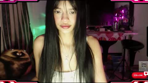 Snapshot of ysera_cb chatting on 5, 11, 2025 Lilith online show from 5, 11, 2025