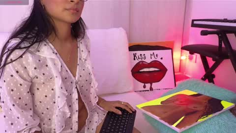 Yurani online show from 24, 1, 2025