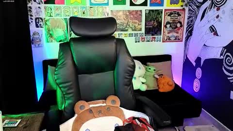    rawr   Anne Independent model      online show from 25, 11, 2025