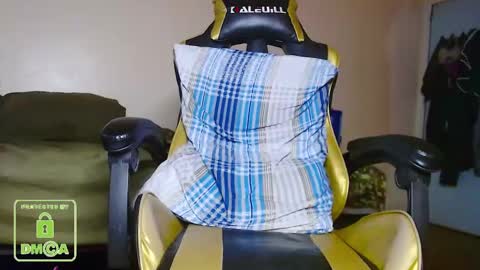 yukikawaiii online show from 17, 1, 2025