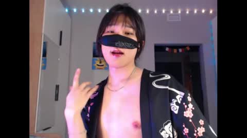 Snapshot of yukitori_2 chatting on 12, 2, 2025 Makima online show from 12, 2, 2025