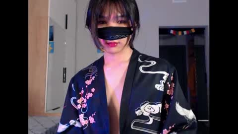 Snapshot of yukitori_2 chatting on 14, 2, 2025 Makima online show from 14, 2, 2025
