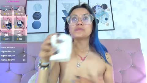 Yukki Kuran online show from 11, 3, 2025