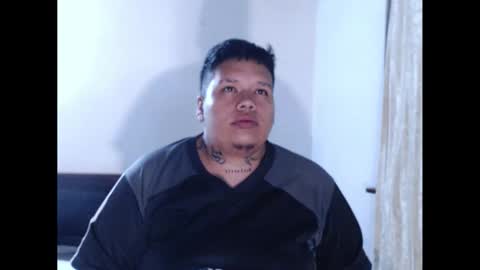 Snapshot of yulandval chatting on 16, 11, 2025 yul and val couple online show from 16, 11, 2025