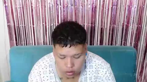 Snapshot of yulandval chatting on 3, 12, 2025 yul and val couple online show from 3, 12, 2025