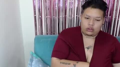 Snapshot of yulandval chatting on 17, 1, 2026 yul and val couple online show from 17, 1, 2026