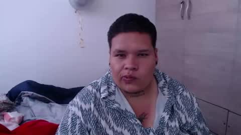 yul and val couple online show from 24, 5, 2026