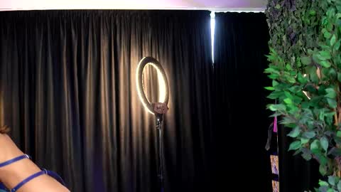 Yulia online show from 17, 12, 2025