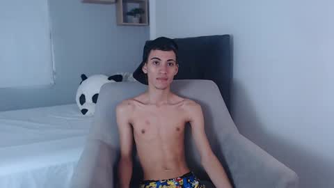 yulian_vasquez online show from 21, 2, 2025