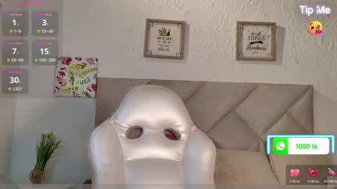 Snapshot of yuliana_milleer chatting on 20, 12, 2025 Yuliana online show from 20, 12, 2025