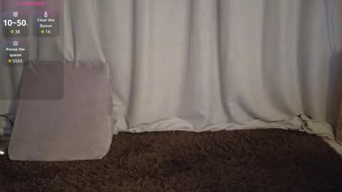 yuliethpetite online show from 24, 2, 2026