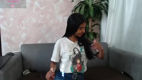 yuliethpetite online show from 30, 4, 2026