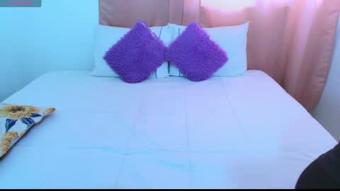 Snapshot of yulina_xue chatting on 20, 1, 2025 Yulina online show from 20, 1, 2025