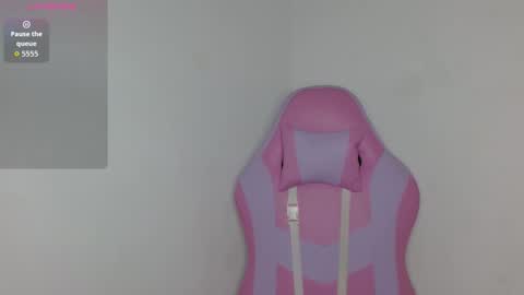 Yuli and SaraIndependent model online show from 1, 12, 2025