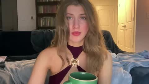 yumiandwolf online show from 12, 2, 2025