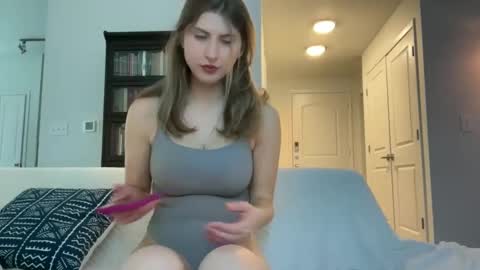 yumiandwolf online show from 6, 3, 2025