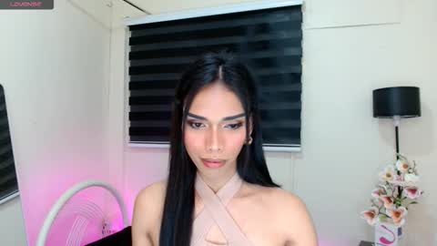 Snapshot of yumieholly chatting on 26, 9, 2025 yumieholly online show from 26, 9, 2025