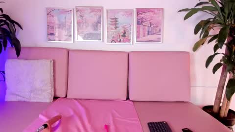 Snapshot of yumii_sweetgirl chatting on 12, 9, 2025 yumii_sweetgirl online show from 12, 9, 2025