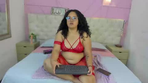 Snapshot of yumiviolet chatting on 10, 3, 2026 YumiViolet online show from 10, 3, 2026