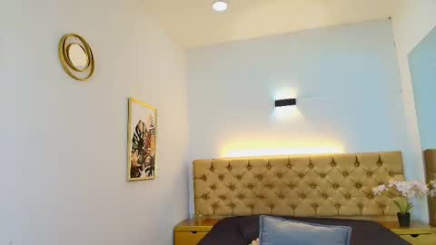 Snapshot of yumiviolet chatting on 13, 3, 2026 YumiViolet online show from 13, 3, 2026