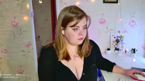 Polly online show from 15, 12, 2025