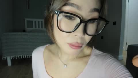 Snapshot of yummi_kim chatting on 14, 1, 2025 Yumi online show from 14, 1, 2025