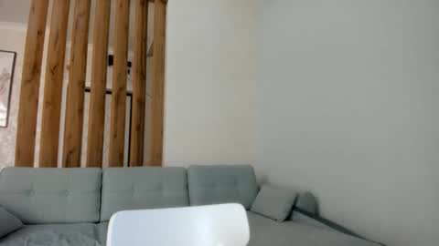 Yumi online show from 8, 10, 2025