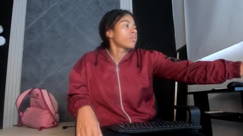 Snapshot of yummyduo chatting on 17, 2, 2025 Yummyduo online show from 17, 2, 2025