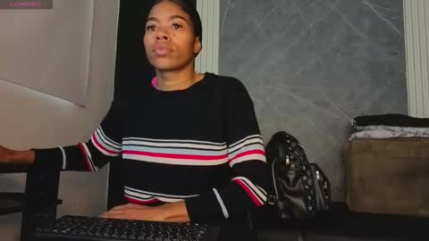 Snapshot of yummyduo chatting on 10, 10, 2025 Yummyduo online show from 10, 10, 2025