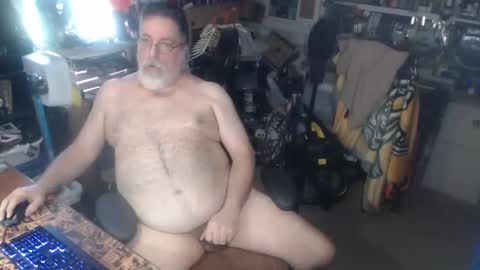 yummyflguy online show from 10, 4, 2026