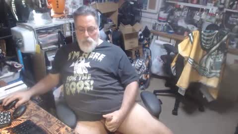 yummyflguy online show from 16, 4, 2026