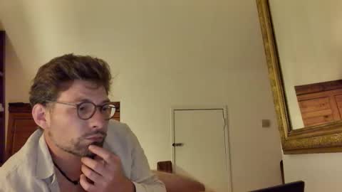 Snapshot of yummyjean chatting on 18, 9, 2025 yummyjean online show from 18, 9, 2025