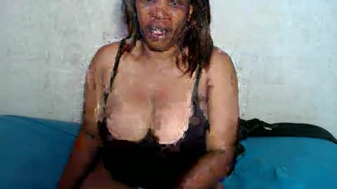 Snapshot of yummytittsxx chatting on 17, 12, 2024 yummytittsxx online show from 17, 12, 2024