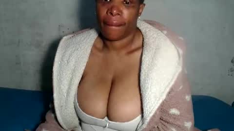 Snapshot of yummytittsxx chatting on 14, 1, 2025 yummytittsxx online show from 14, 1, 2025
