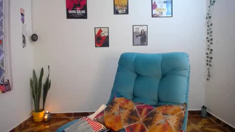 Snapshot of yumyyumyyumy_ chatting on 20, 10, 2025 zara online show from 20, 10, 2025