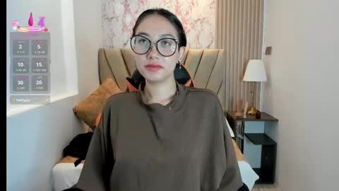 Snapshot of yuna__min chatting on 26, 9, 2025 Yuna  online show from 26, 9, 2025