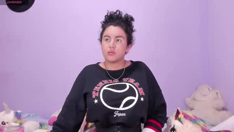 yunahott_ online show from 15, 2, 2025