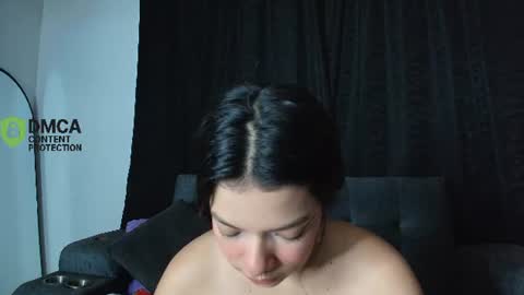 Snapshot of yungelitamor_ chatting on 25, 6, 2026 ELITA online show from 25, 6, 2026