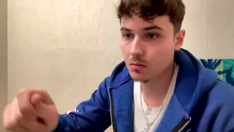 Snapshot of yungstudbev chatting on 26, 12, 2024 yungstudbev online show from 26, 12, 2024