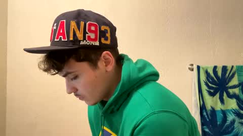 Snapshot of yungstudbev chatting on 15, 1, 2025 yungstudbev online show from 15, 1, 2025